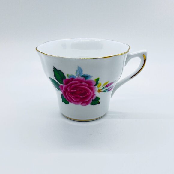 Vintage Bone China Tea Cup and Saucer - Picture 2 of 11